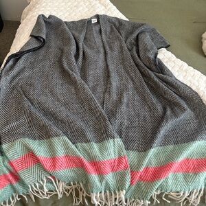 Cozy Warm Herringbone Knit Poncho/Shawl